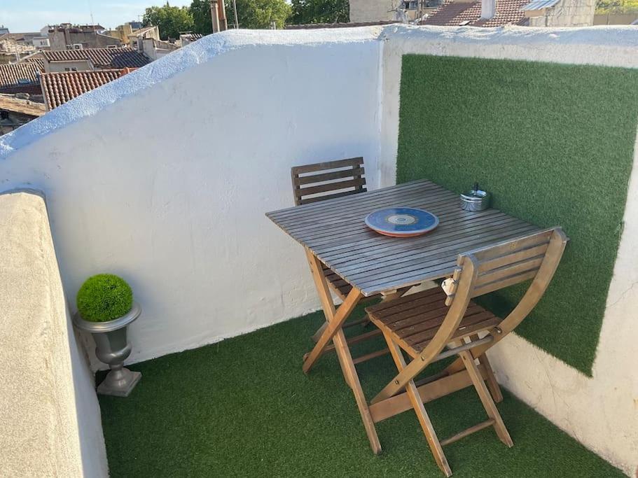 Appartement 1 Chb, Calme, Lumineux, Clim, Terrasse Avignon Exterior photo